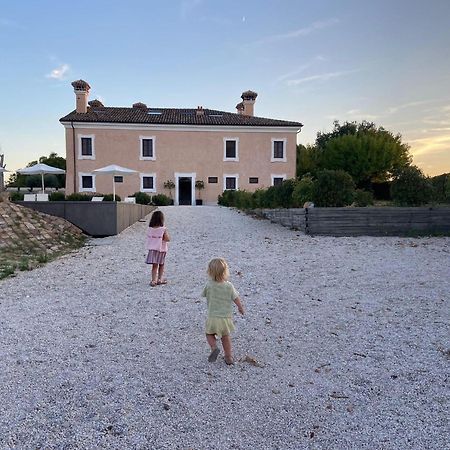 Loft In A Beautiful Villa With Swimming Pool Monsano Esterno foto